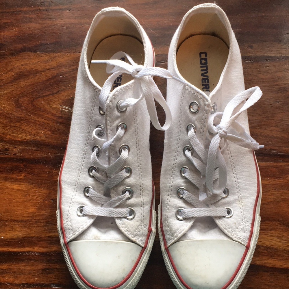 Women’s Chuck Taylors Allstars